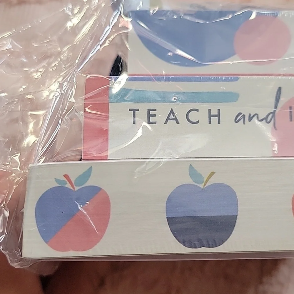 Note Pads, Teach and Inspire. 3 pads, 200 sheets each. NWOT.